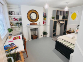 Trendy 2BD Home by Tate Modern, Southbank